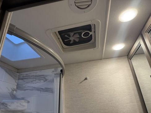 Used 2024 Ford E-450 and Econoline 450 Super Duty w/ Motorhome Prep Package image 60