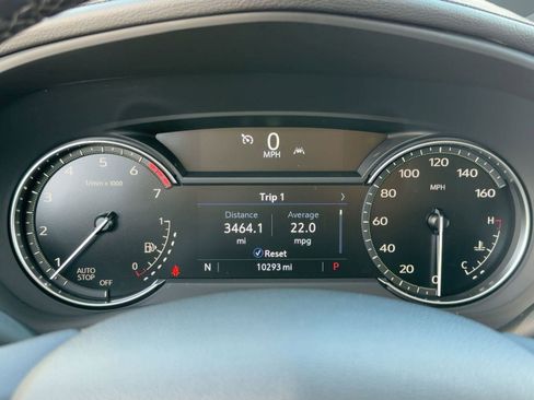 Certified 2023 Cadillac XT4 Luxury w/ Driver Awareness Package image 17