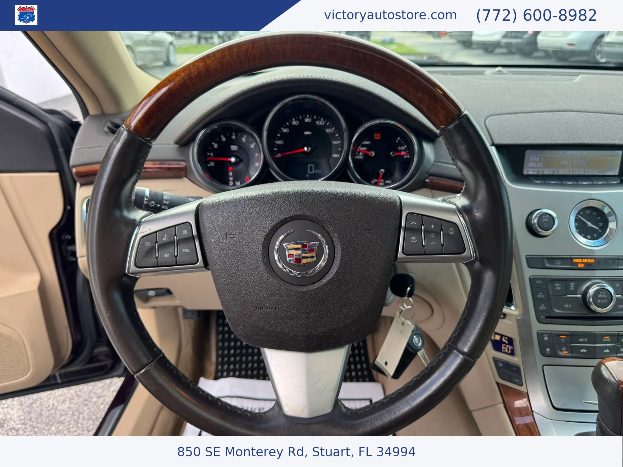 Used 2010 Cadillac CTS Luxury RWD image 24