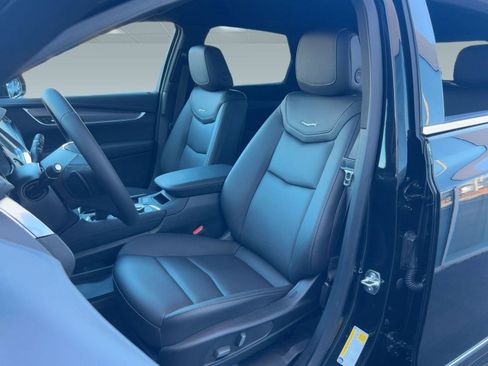 New 2025 Cadillac XT5 Luxury w/ LPO, Floor Liner Package image 5