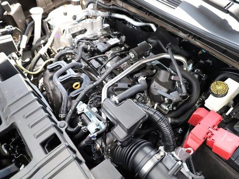 New 2025 Nissan Kicks SR image 26