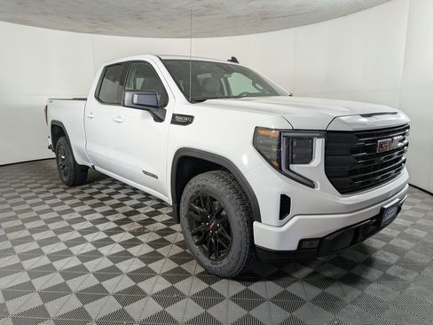 New 2026 GMC Sierra 1500 Elevation image 5