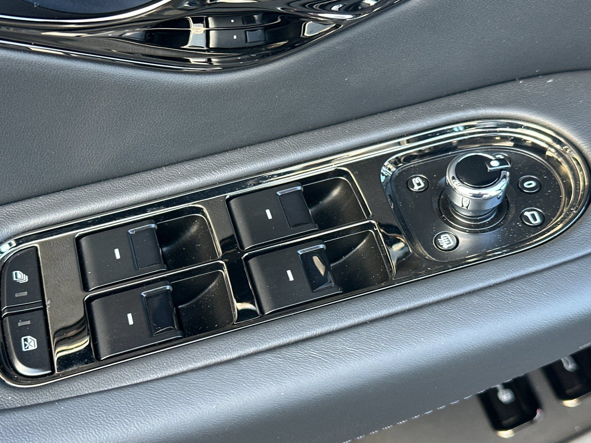 New 2026 Bentley Continental GT AWD/4WD image 16