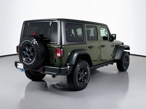 Used 2023 Jeep Wrangler Unlimited w/ Cold Weather Group AWD/4WD image 5