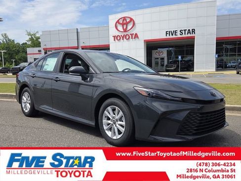 New 2026 Toyota Camry LE FWD image 1