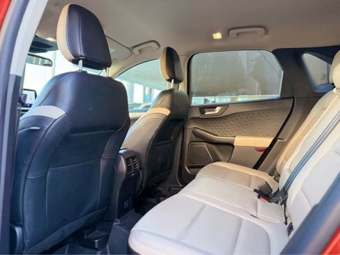 Used 2020 Ford Escape SEL image 6