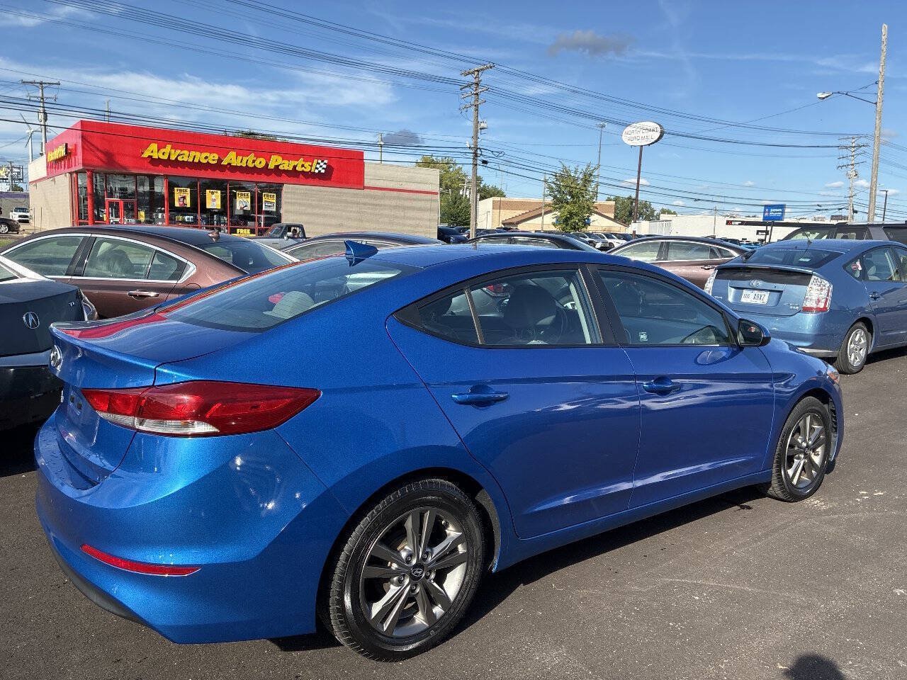 Used 2017 Hyundai Elantra SE FWD image 6