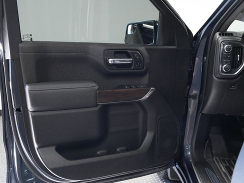 Used 2021 GMC Sierra 1500 SLT image 21
