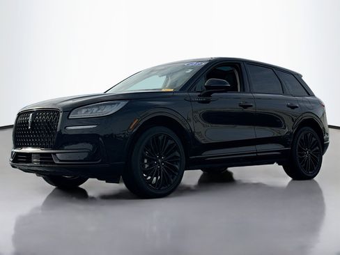 Used 2023 Lincoln Corsair AWD w/ Equipment Group 101A image 12