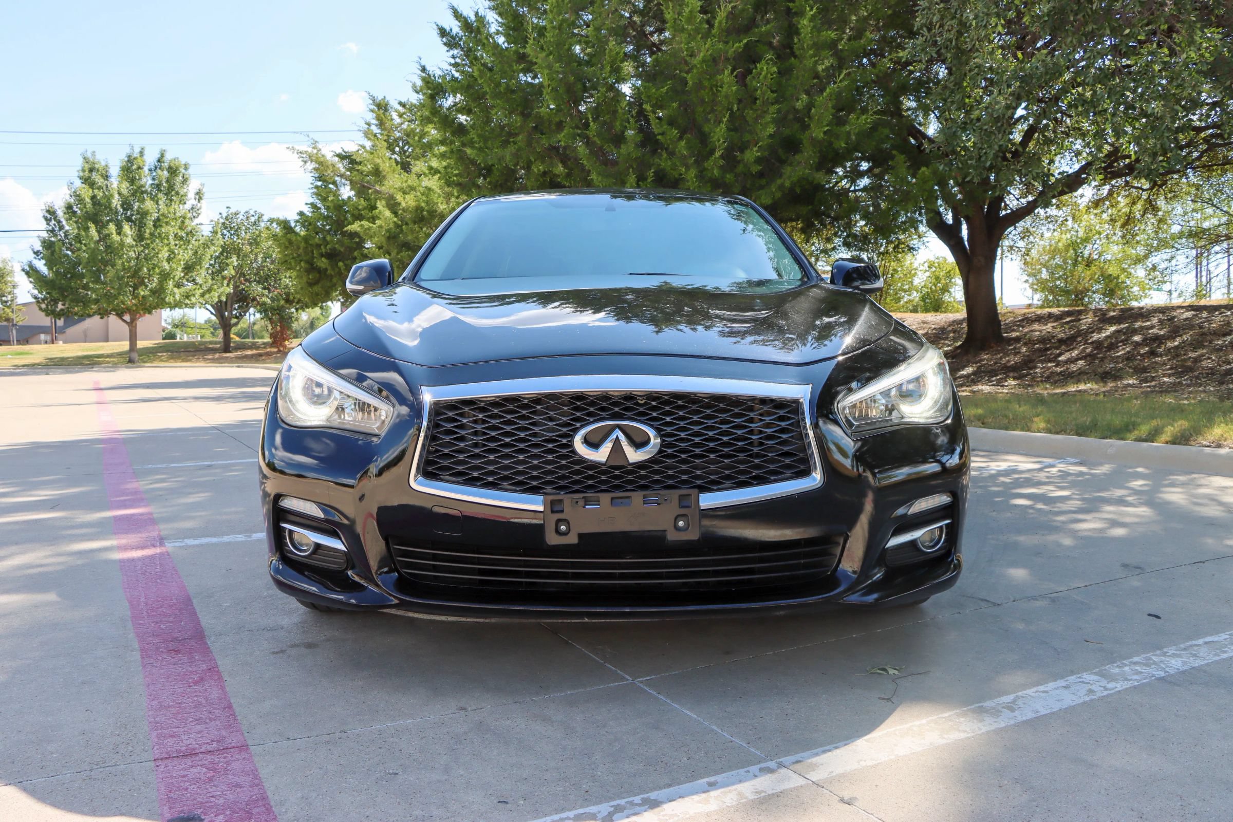 Used 2015 INFINITI Q50 Premium w/ Cargo Package RWD image 2