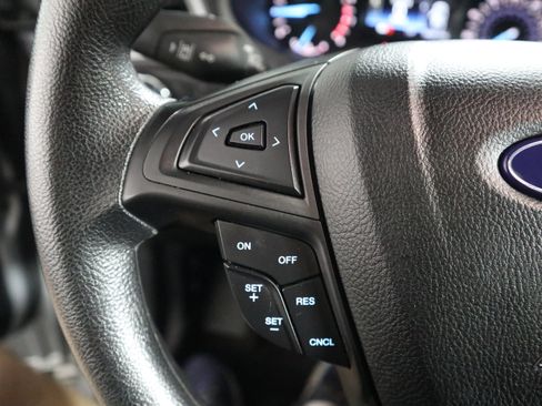 Used 2020 Ford Edge SE FWD image 25