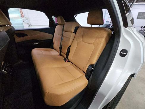 Used 2024 Lexus RX 350 Premium w/ Accessory Package (Z1) AWD/4WD image 7