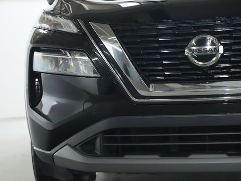 Used 2021 Nissan Rogue SV w/ Premium Package image 7