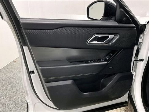 Used 2021 Land Rover Range Rover Velar S image 21