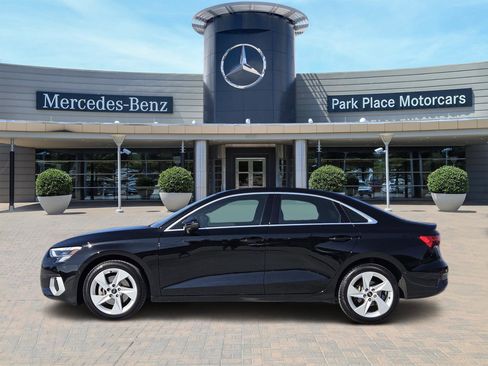 Used 2024 Audi A3 2.0T Premium image 3