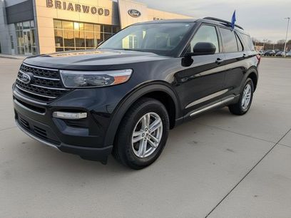 Certified 2024 Ford Explorer XLT w/ Equipment Group 202A
