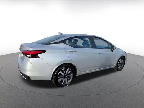 Used 2025 Nissan Versa SV image 15