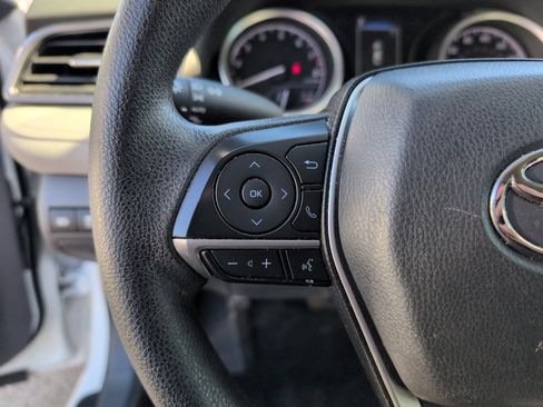 Used 2022 Toyota Camry LE image 35