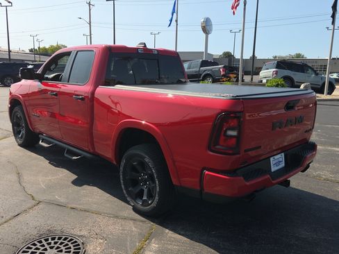 Used 2025 RAM 1500 Big Horn AWD/4WD image 4