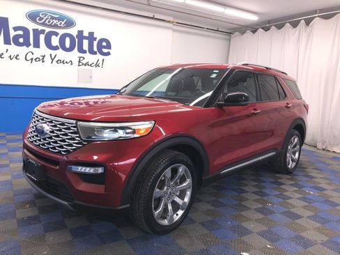 Certified 2020 Ford Explorer Platinum w/ Premium Technology Package image 1