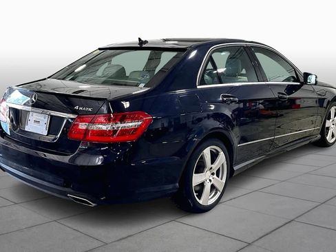 Used 2010 Mercedes-Benz E 350 4MATIC Sedan image 13
