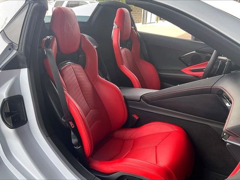 Used 2024 Chevrolet Corvette Stingray Preferred Conv w/ Stealth Interior Trim Package RWD image 20
