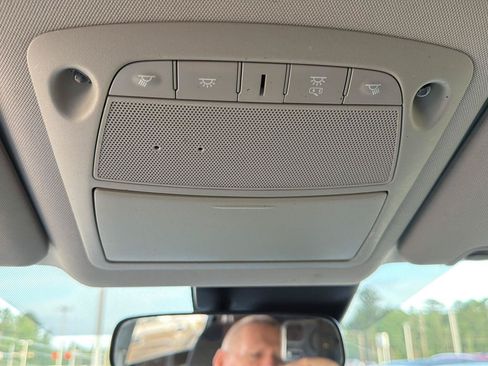 Used 2019 Nissan Rogue SV FWD image 13