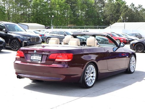 Used 2008 BMW 328i Convertible image 12