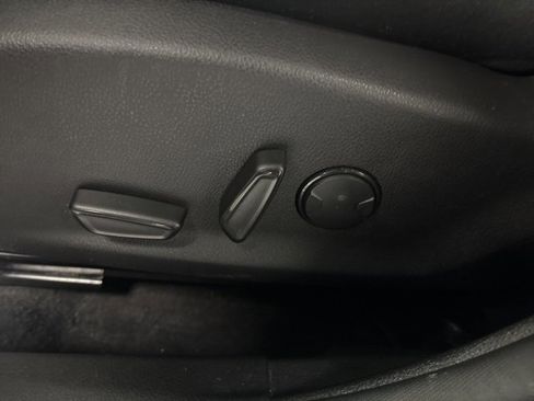 Used 2018 Ford Focus Titanium image 14