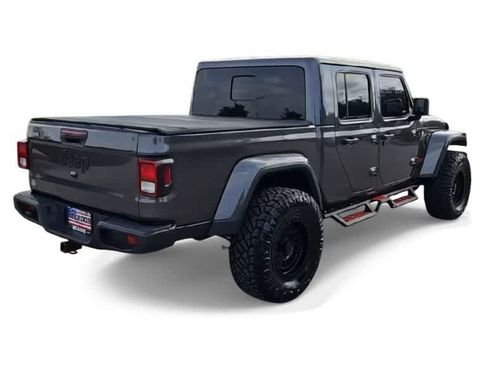 Used 2025 Jeep Gladiator Sport image 8