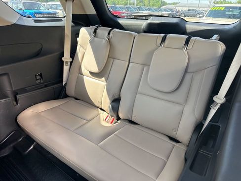 Used 2022 Ford Explorer Limited w/ Equipment Group 301A image 27