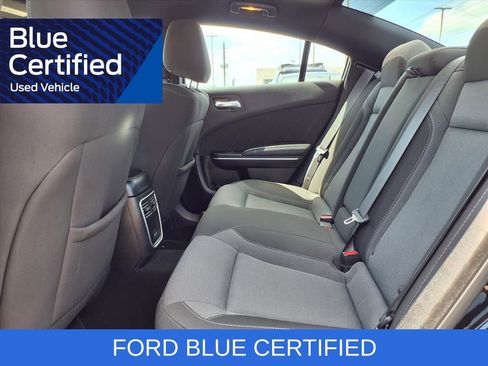 Used 2021 Dodge Charger SXT w/ Driver Convenience Group RWD image 13