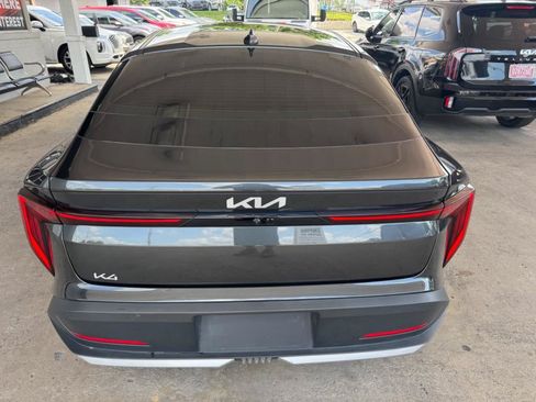 Used 2025 Kia K4 EX FWD image 7