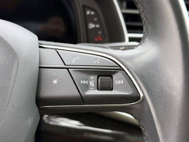 Used 2023 Audi Q7 3.0T Premium Plus w/ Premium Plus Package AWD/4WD image 22