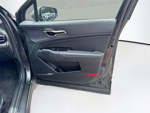 Used 2024 Kia Sportage SX image 16