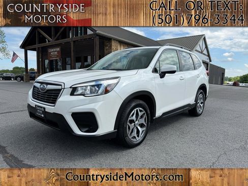 Used 2020 Subaru Forester Premium image 1