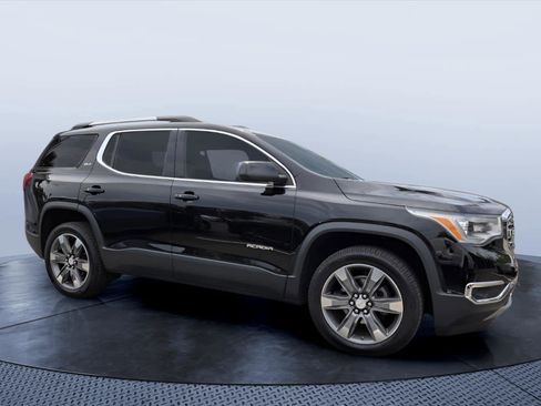 Used 2017 GMC Acadia SLT FWD image 1