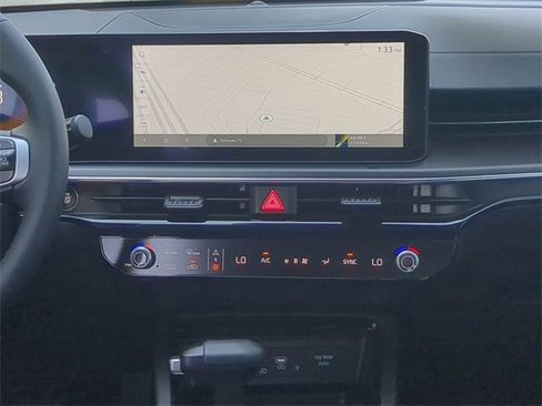 Used 2025 Kia K5 GT-Line image 17