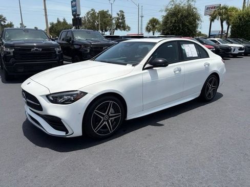 Used 2024 Mercedes-Benz C 300 Sedan image 3