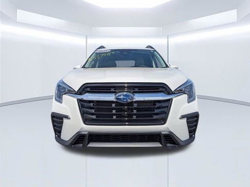 Used 2025 Subaru Ascent Premium AWD/4WD image 9