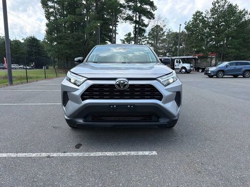 Used 2024 Toyota RAV4 LE AWD/4WD image 3