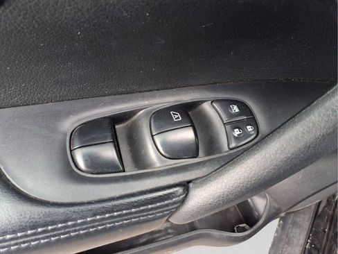 Used 2015 Nissan Rogue SL w/ SL Premium Package image 20