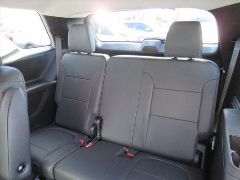 Certified 2021 Chevrolet Traverse RS image 32