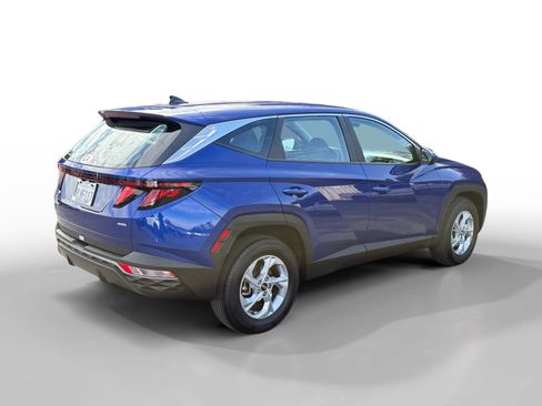 Certified 2024 Hyundai Tucson SE AWD/4WD image 5