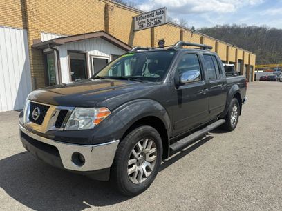Used 2011 Nissan Frontier SL w/ Moonroof Pkg