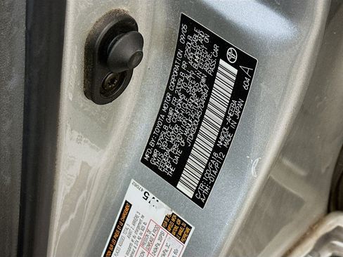 Used 2005 Toyota Prius image 12