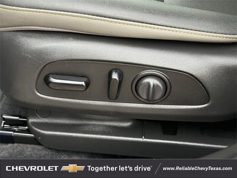 Certified 2025 Chevrolet Trax ACTIV image 32