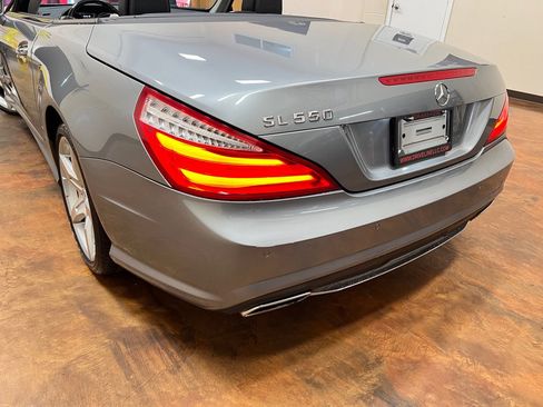 Used 2013 Mercedes-Benz SL 550 image 47
