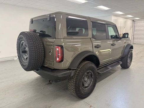New 2025 Ford Bronco Badlands image 6