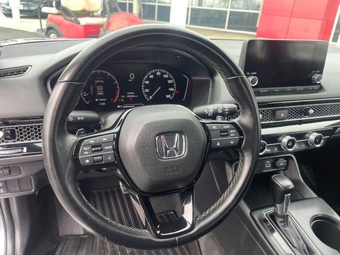 Used 2023 Honda Civic Sport image 16